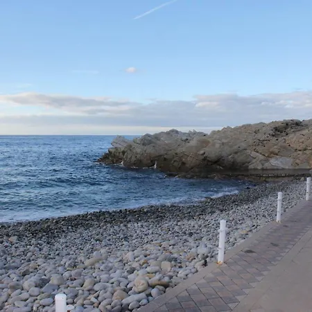 Appartamento Bilocale 'il Belvedere' ---- A Due Passi Dal Mare